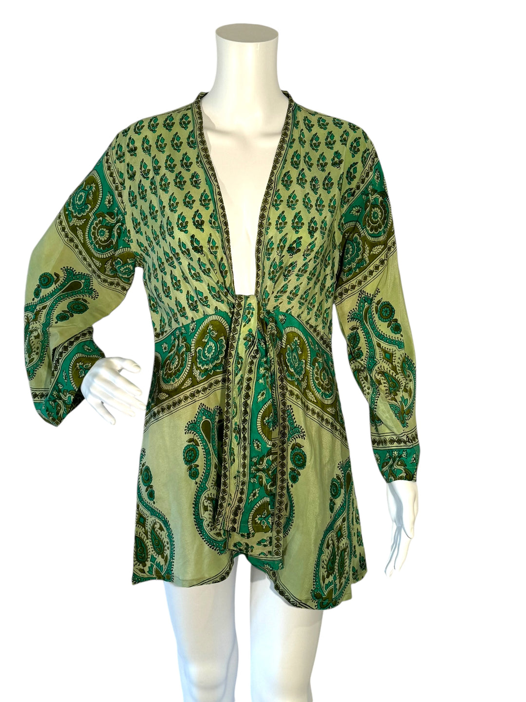 Front view short tie kimono jacket in vintage silk in green paisley