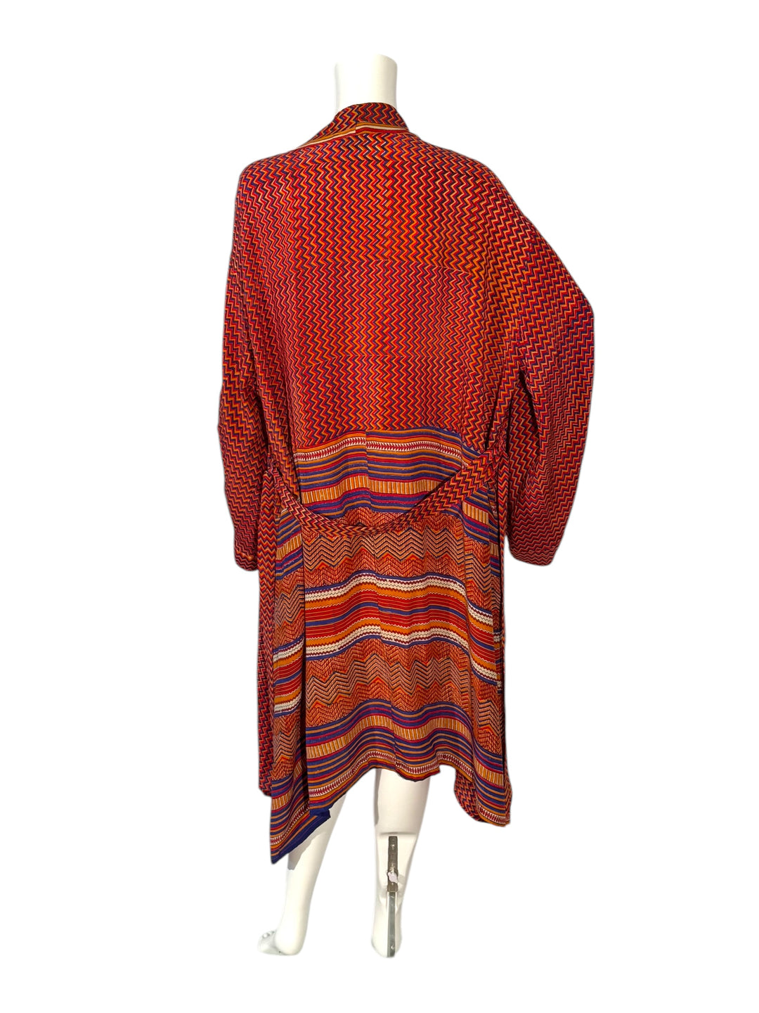 Back view of red zig zag print vintage silk unisex kimono