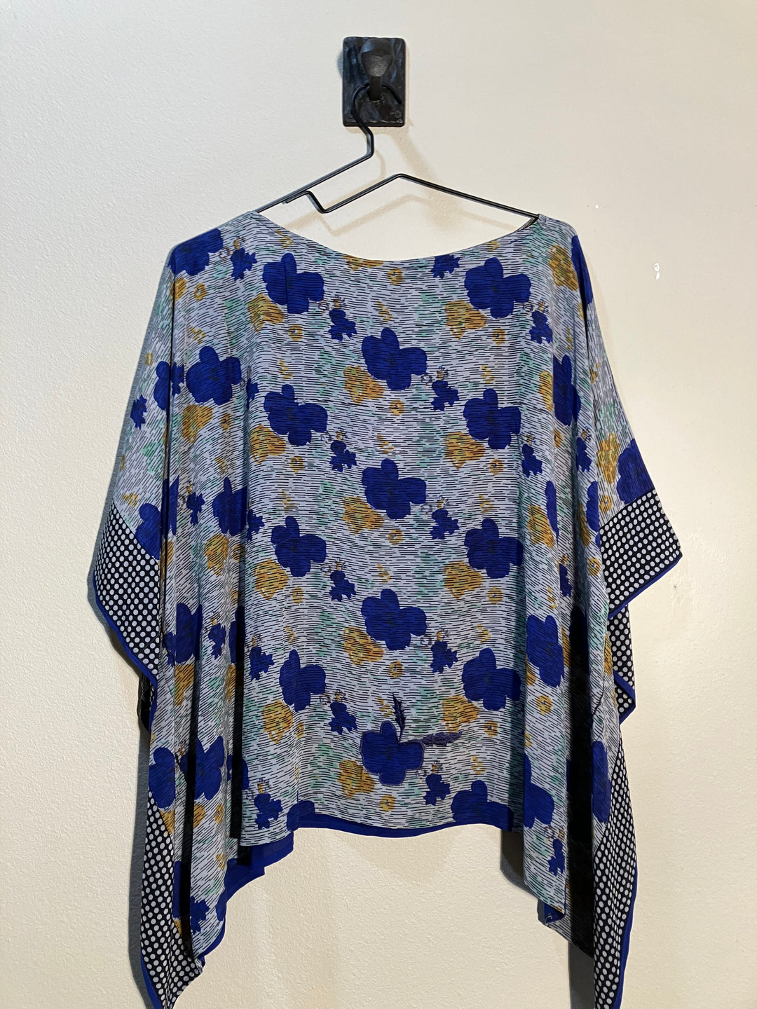 CB-135 Vintage Silk Blouse with Scarf Design O/S