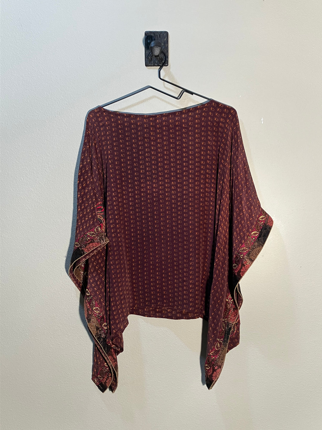 CB-143 Vintage Silk Blouse - Unique Scarf Design O/S