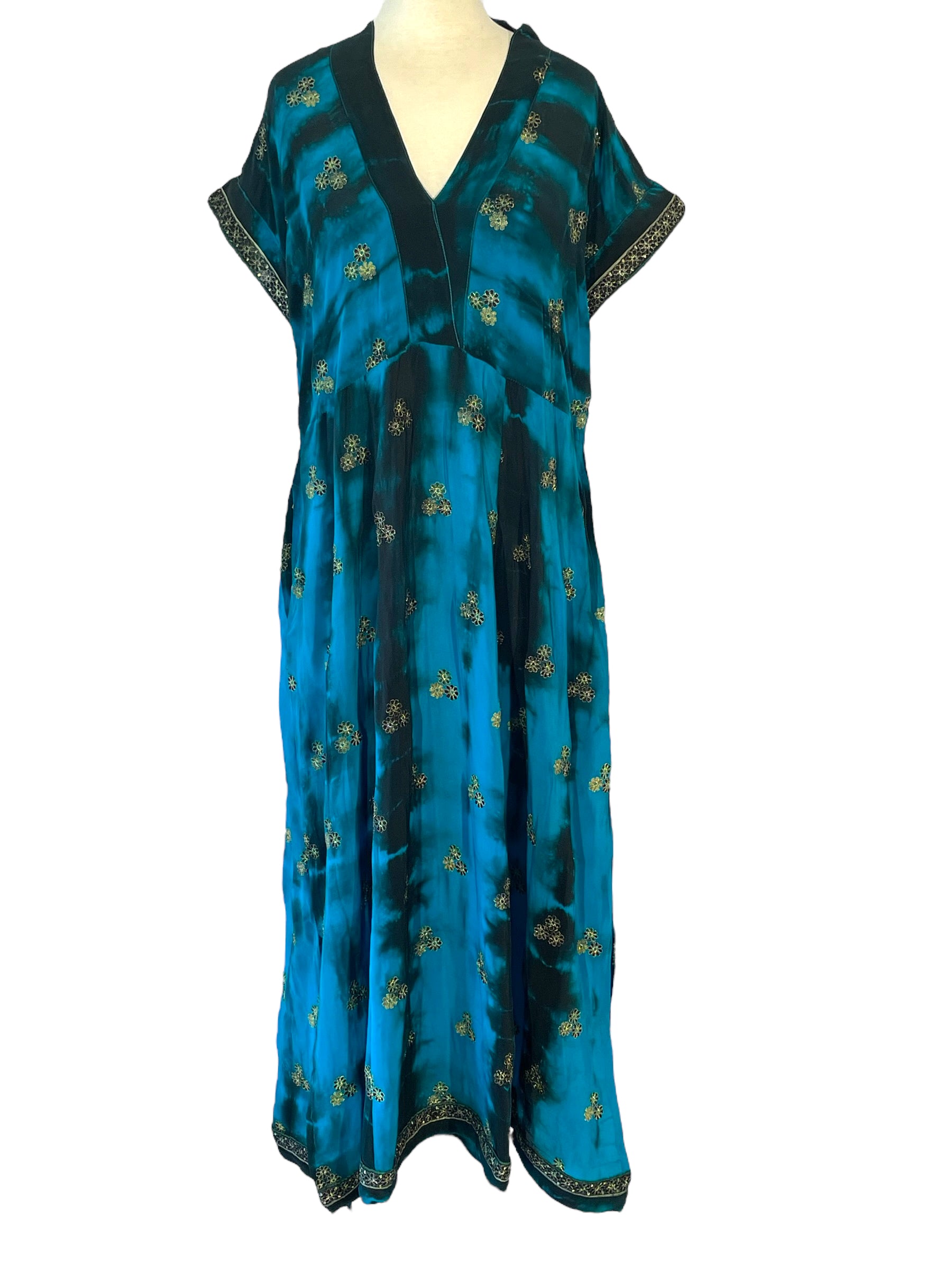 DV-104 V Neck Dress in Vintage Silk
